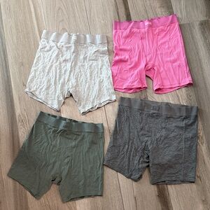 Skims boxer brief pajamas loungewear size medium